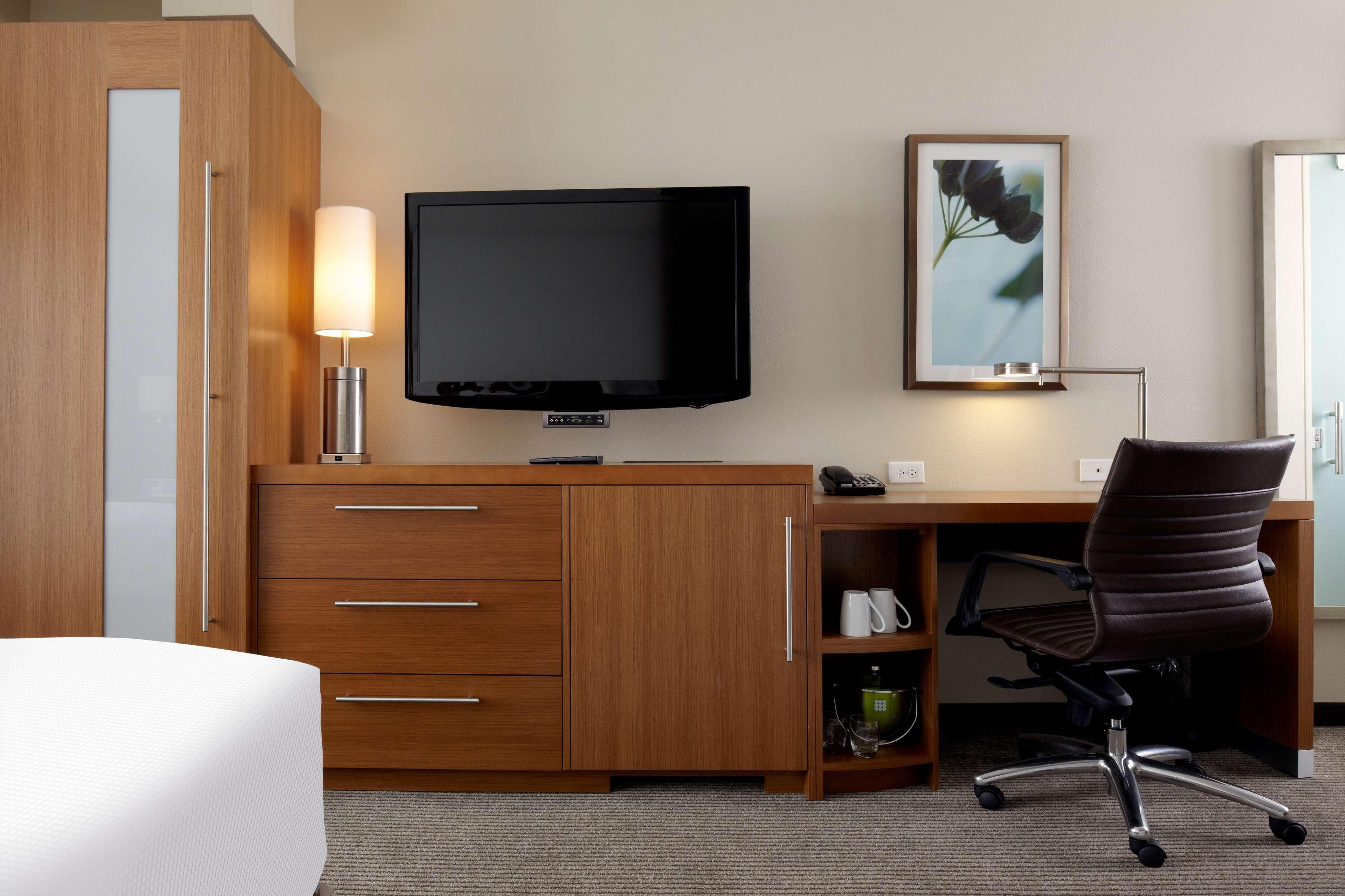 Hyatt Place Chicago-South/University Medical Center Ngoại thất bức ảnh